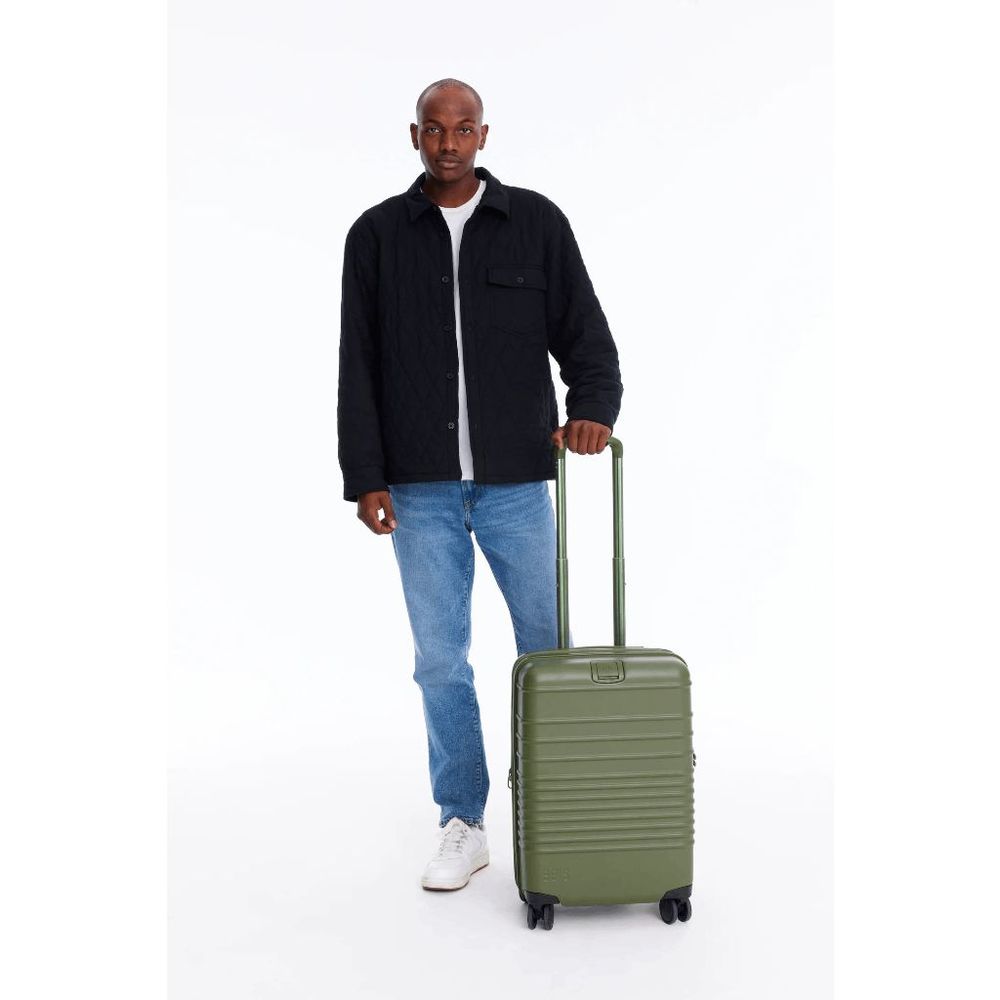 NWT Beis Olive Green Carry On 21 Inch Roller Spinner Suitcase Luggage - Picture 7 of 7